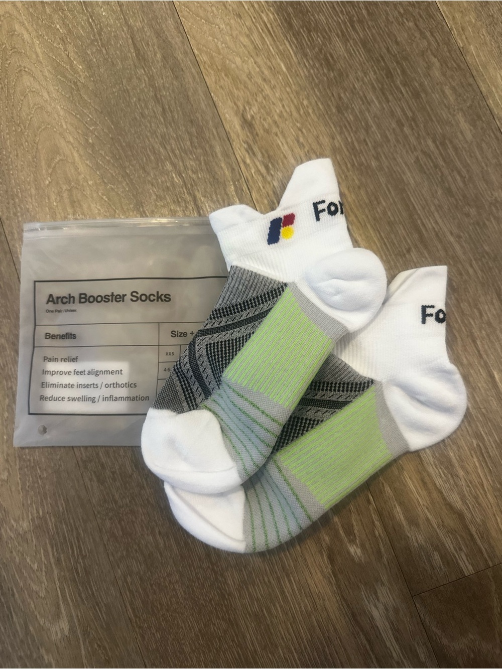 NWT Forme Arch Booster Socks